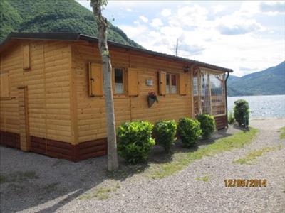 Chalets direct aan water Meer van Lugano